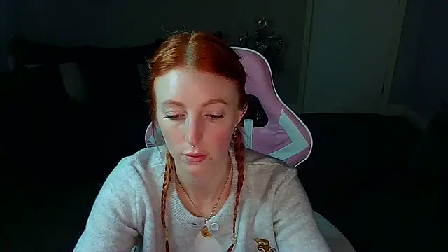 Red firesquirt online show from January 29, 2025, 9:28 pm