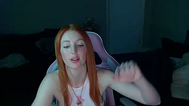 Red firesquirt online show from March 4, 2025, 9:54 pm