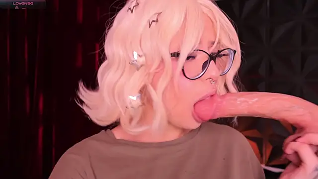 Misselektra   online show from March 13, 2025, 3:54 am