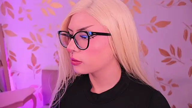 Misselektra   online show from January 14, 2026, 5:13 am