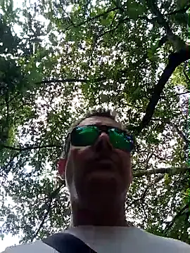 Dick69xxxxx online show from April 22, 2026, 7:48 pm