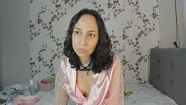 Alisagold90 online show from February 15, 2025, 1:27 pm