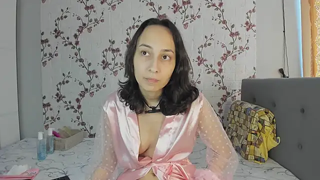 Alisagold90 online show from February 18, 2025, 7:43 am