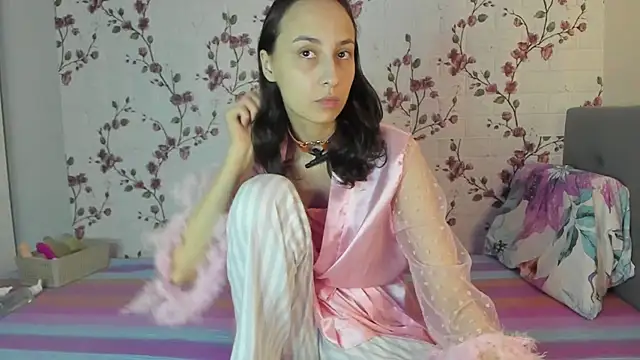 Alisagold90 online show from October 17, 2025, 7:55 am