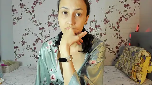 Alisagold90 online show from November 11, 2025, 12:05 pm