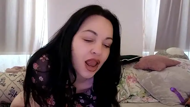 Lilie romeo online show from October 21, 2025, 10:38 am