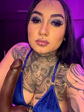 CloeeBeckam online show from September 26, 2025, 7:34 am