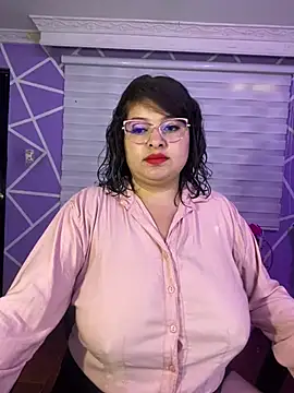 Snapshot of MiiaaJoness chatting on June 30, 2026, 3:24 pm MiiaaJoness online show from June 30, 2026, 3:24 pm