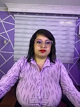 Snapshot of MiiaaJoness chatting on July 28, 2026, 3:08 pm MiiaaJoness online show from July 28, 2026, 3:08 pm