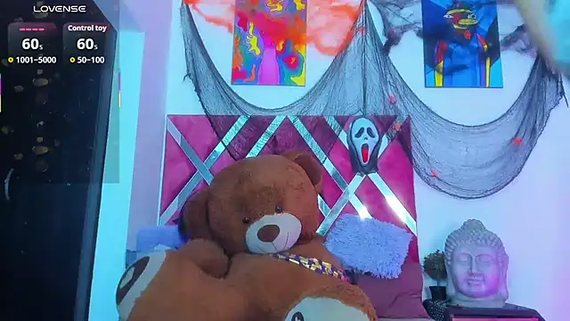 Snapshot of JacoLive chatting on October 31, 2025, 10:11 pm JacoLive online show from October 31, 2025, 10:11 pm