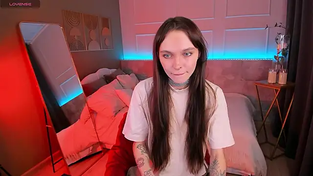 ChloeSunny online show from March 24, 2026, 8:47 pm