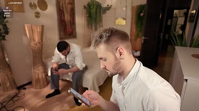 Snapshot of enjoy_me chatting on October 16, 2025, 3:35 pm enjoy me online show from October 16, 2025, 3:35 pm