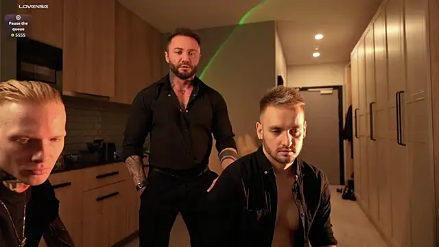 Snapshot of enjoy_me chatting on October 18, 2025, 3:46 pm enjoy me online show from October 18, 2025, 3:46 pm