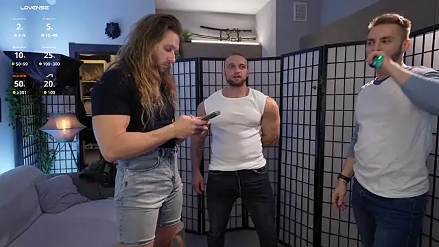 Snapshot of enjoy_me chatting on November 27, 2025, 4:09 pm enjoy me online show from November 27, 2025, 4:09 pm