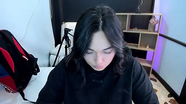 CelesteBrucee online show from December 19, 2024, 1:07 am