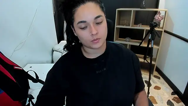 CelesteBrucee online show from December 19, 2024, 10:24 am