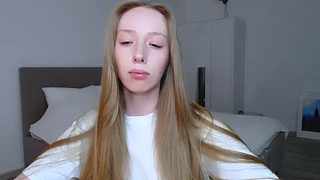 Luna insniity online show from January 14, 2025, 2:40 am