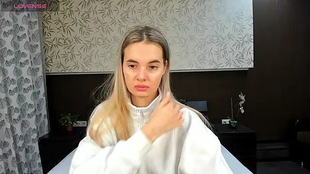 Donna Evans online show from January 24, 2025, 12:09 am