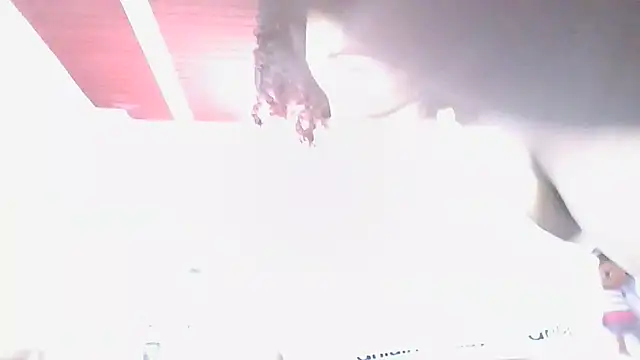 Eylend Lisboa online show from September 19, 2025, 2:29 pm