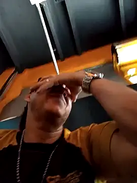 will1980 online show from February 5, 2026, 12:10 pm