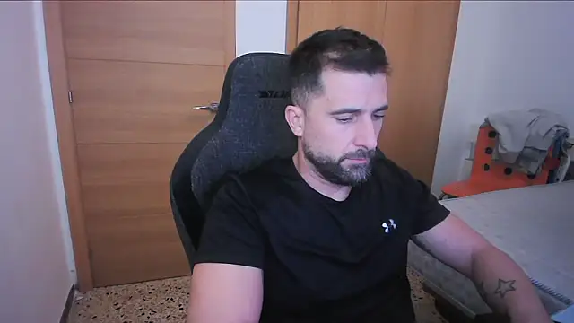 alex877x online show from October 16, 2025, 6:36 am