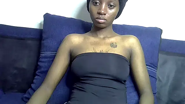 Snapshot of Enkarxx chatting on February 22, 2026, 12:23 am Enkarxx online show from February 22, 2026, 12:23 am