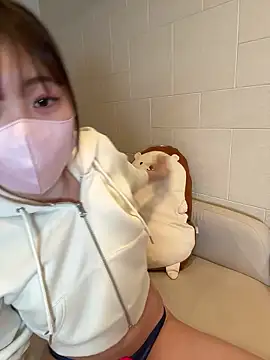 SUZU  online show from April 18, 2026, 11:14 am