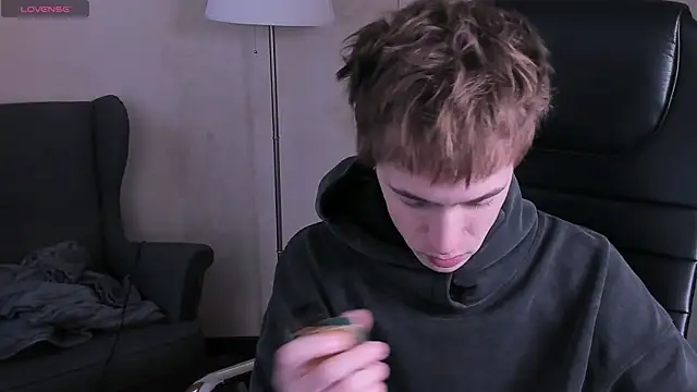 Snapshot of _tokyo_ghoul chatting on December 4, 2024, 10:02 am tokyo ghoul online show from December 4, 2024, 10:02 am