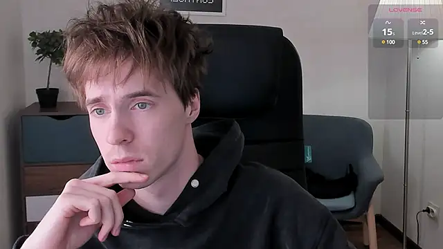 Snapshot of _tokyo_ghoul chatting on February 15, 2025, 1:16 pm tokyo ghoul online show from February 15, 2025, 1:16 pm