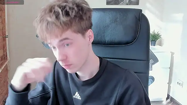 Snapshot of _tokyo_ghoul chatting on March 9, 2025, 10:08 am tokyo ghoul online show from March 9, 2025, 10:08 am