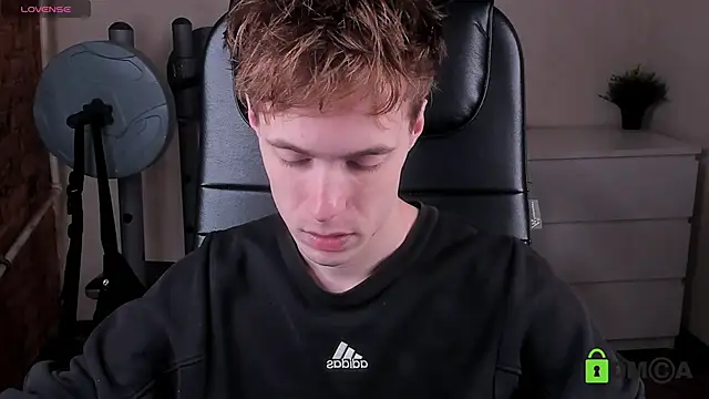 Snapshot of _tokyo_ghoul chatting on September 20, 2025, 10:27 am tokyo ghoul online show from September 20, 2025, 10:27 am