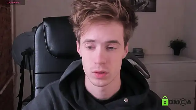 Snapshot of _tokyo_ghoul chatting on October 5, 2025, 5:06 am tokyo ghoul online show from October 5, 2025, 5:06 am