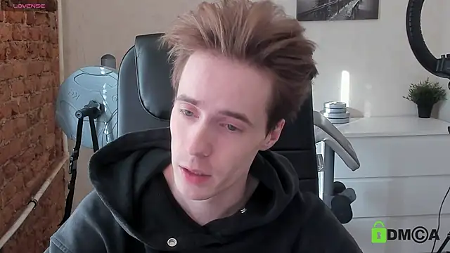 Snapshot of _tokyo_ghoul chatting on October 19, 2025, 10:16 am tokyo ghoul online show from October 19, 2025, 10:16 am