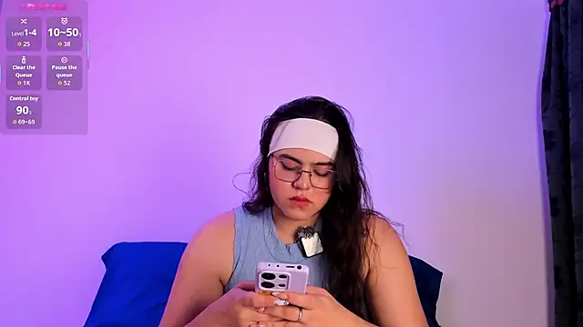 Snapshot of veronica185 chatting on May 3, 2026, 3:45 am veronica185 online show from May 3, 2026, 3:45 am