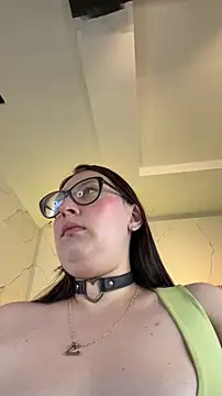 Snapshot of NiickyJones chatting on June 26, 2026, 1:32 am NiickyJones online show from June 26, 2026, 1:32 am