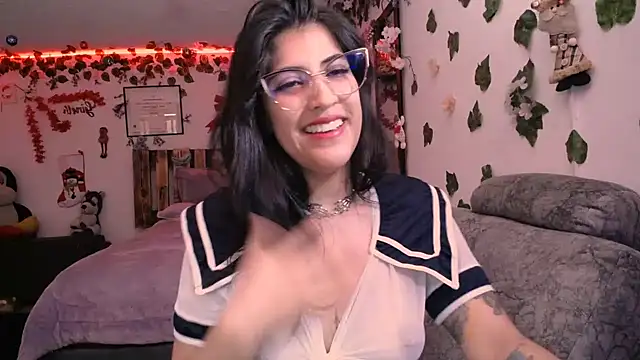 azahar  ziiz online show from December 20, 2024, 7:28 pm