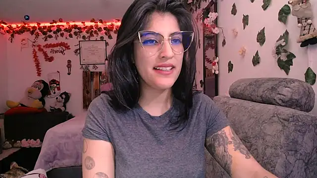 azahar  ziiz online show from January 2, 2025, 7:01 am