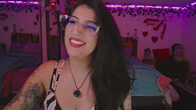 azahar  ziiz online show from September 23, 2025, 2:58 am