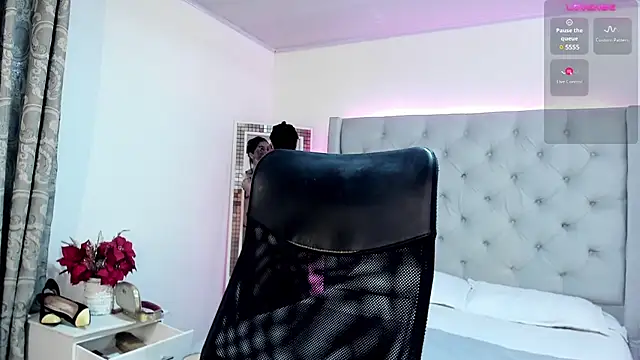 andykiuty online show from December 24, 2024, 5:34 pm