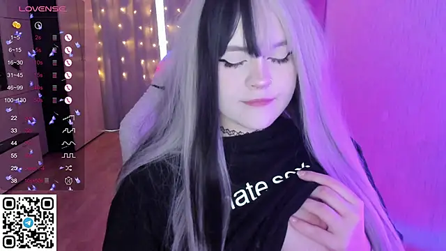 Snapshot of SelenaCute chatting on March 5, 2026, 5:58 am SelenaCute online show from March 5, 2026, 5:58 am