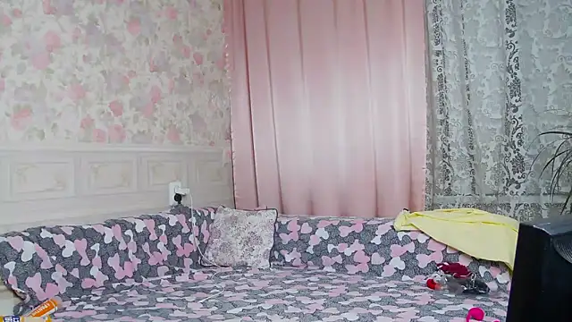 AmandaLisss online show from February 13, 2025, 10:54 pm