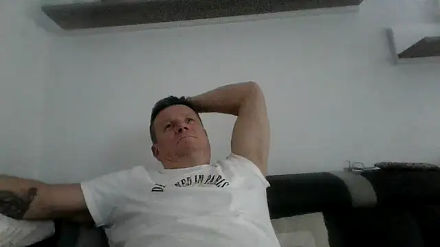 jaaako970 online show from April 21, 2026, 6:23 pm