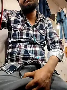 surayrawat9039 online show from February 19, 2025, 2:34 pm