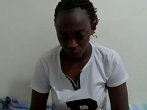 Snapshot of lizbela1 chatting on May 22, 2026, 4:19 am lizbela1 online show from May 22, 2026, 4:19 am