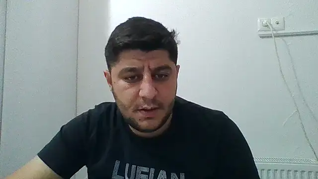 erkekkkadam online show from December 14, 2025, 9:08 pm