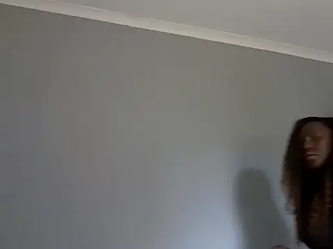 Snapshot of Malaika_Nkosi chatting on March 23, 2026, 9:46 am Malaika Nkosi online show from March 23, 2026, 9:46 am