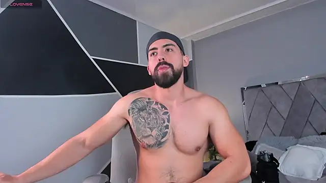 Markbrown online show from December 10, 2024, 9:00 pm