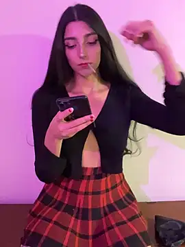 Felicia smok3 online show from January 24, 2025, 2:07 am