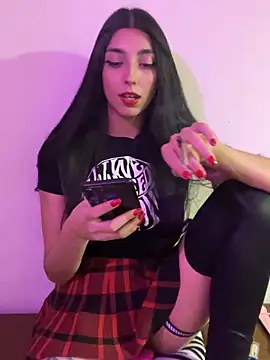 Felicia smok3 online show from February 18, 2025, 12:48 am