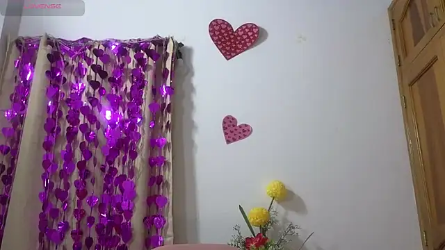 lovely trix online show from March 4, 2025, 5:45 pm